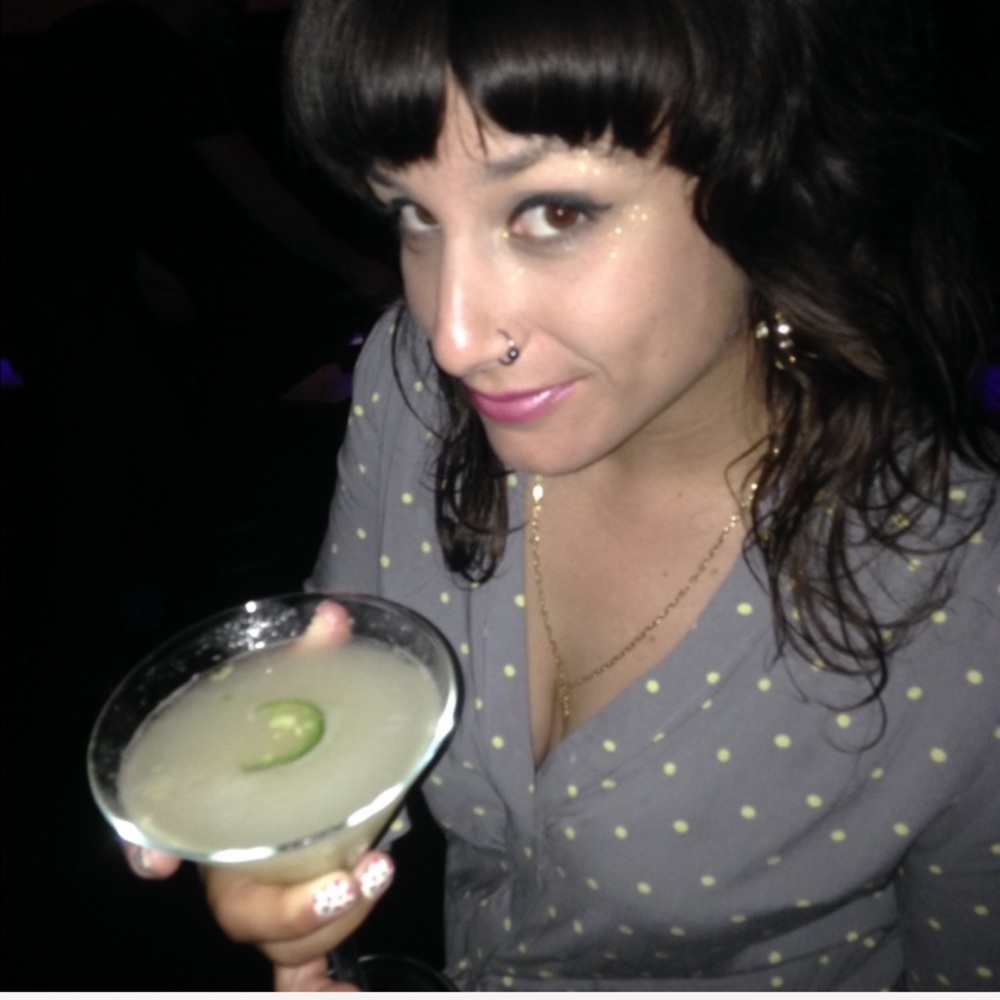 Meet your Posher, Adriana